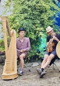 Die Kornblum-Familie beim Konzert im Ansitz Wildberg/ Südtirol Die Kornblum-Familie beim Konzert im Ansitz Wildberg/ Südtirol